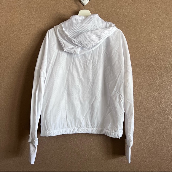 ZYIA Lightweight Active White Mesh Jacket with Hoodie Size Medium - Picture 7 of 11